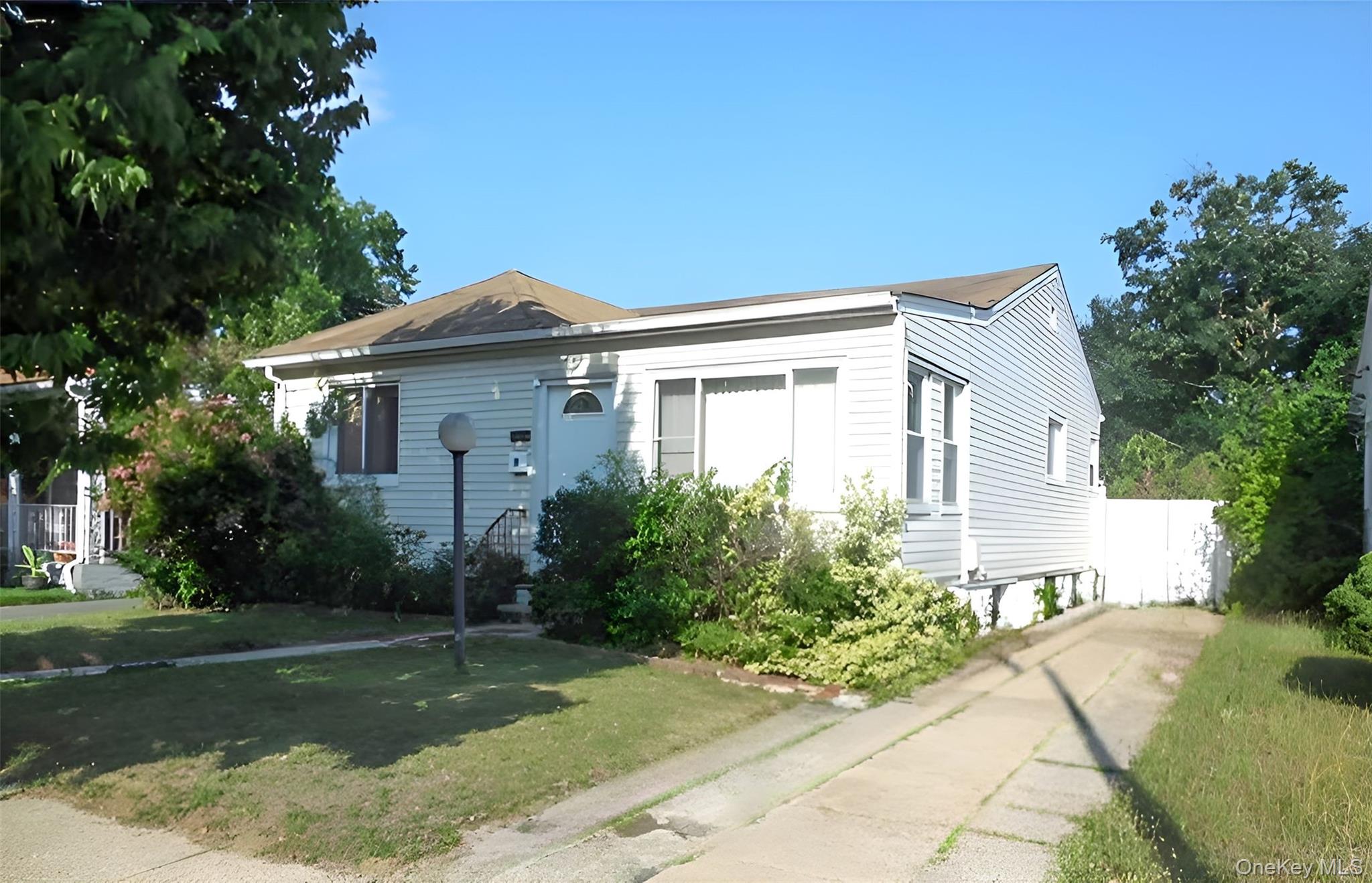 12137 237th St, Rosedale, NY 11422 photo