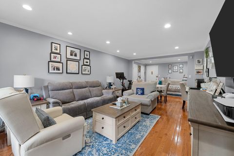 Stock Cooperative in Great Neck NY 35 Knightsbridge Road #1G.jpg