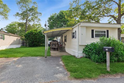 Mobile Home in Riverhead NY 37-73 Hubbard Avenue.jpg