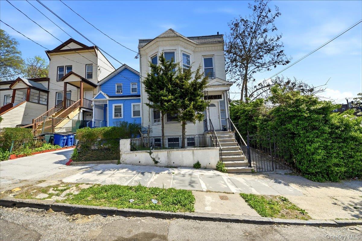 55 High St, Mount Vernon, NY 10550