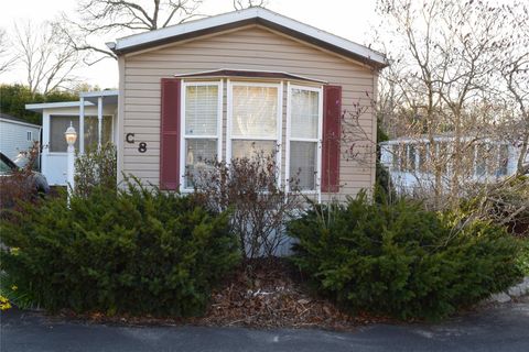 Mobile Home in Calverton NY 658 Sound Avenue #C8.jpg