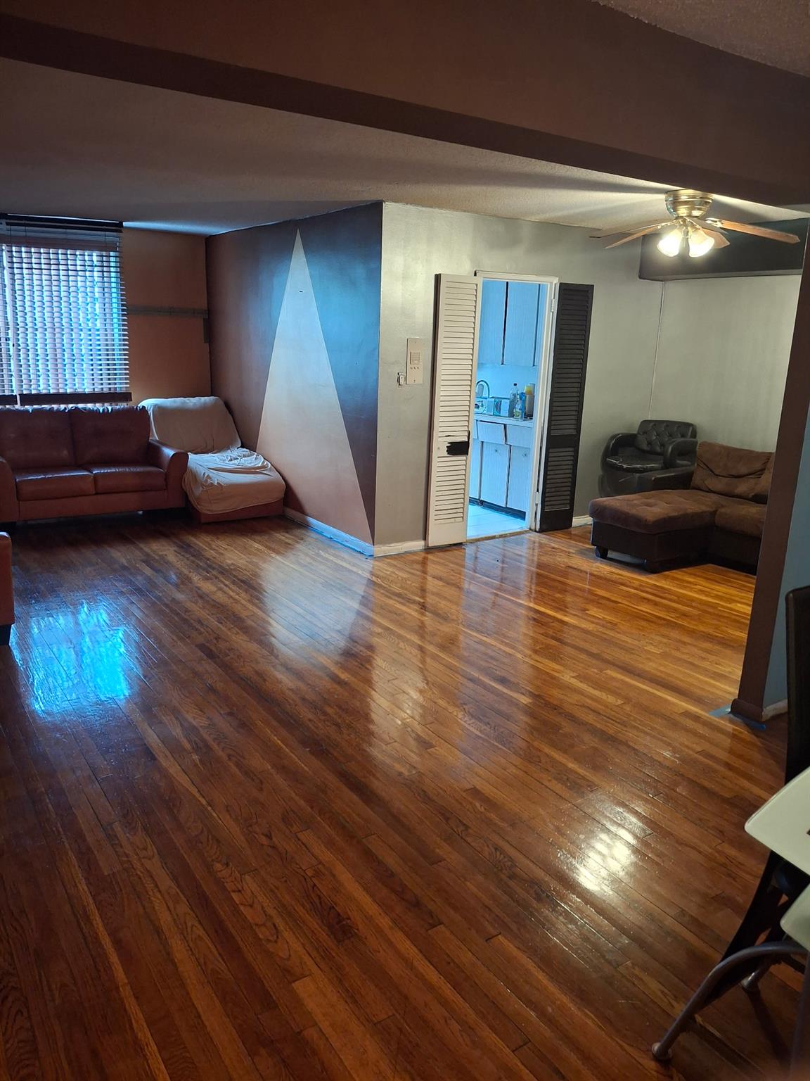 814 B Tilden St, Bronx, NY 10467
