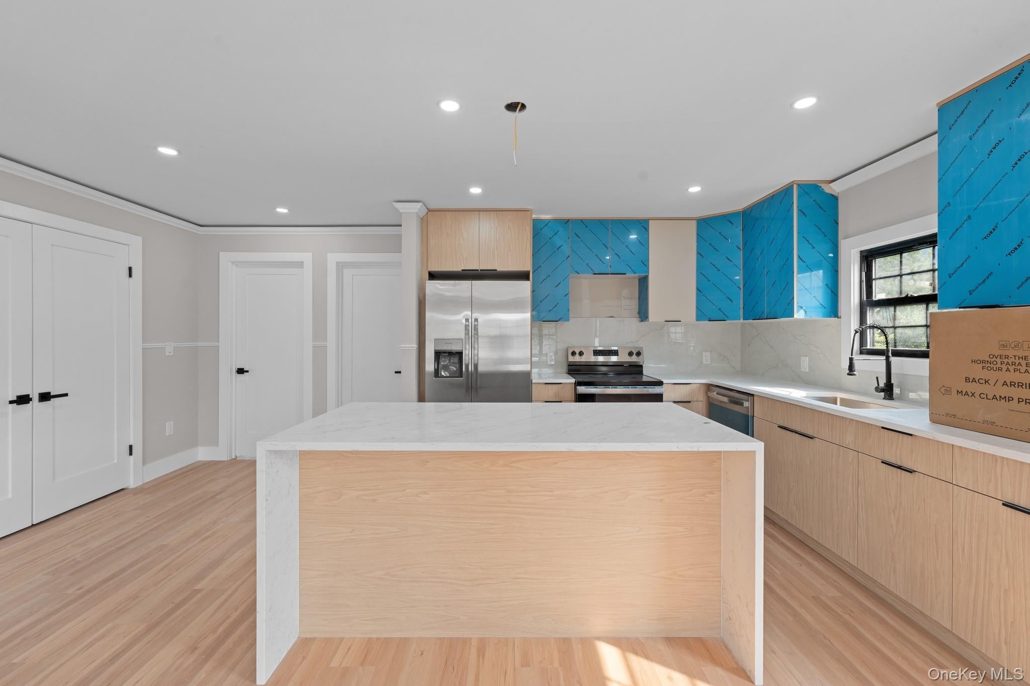 14027 247th St, Rosedale, NY 11422 photo