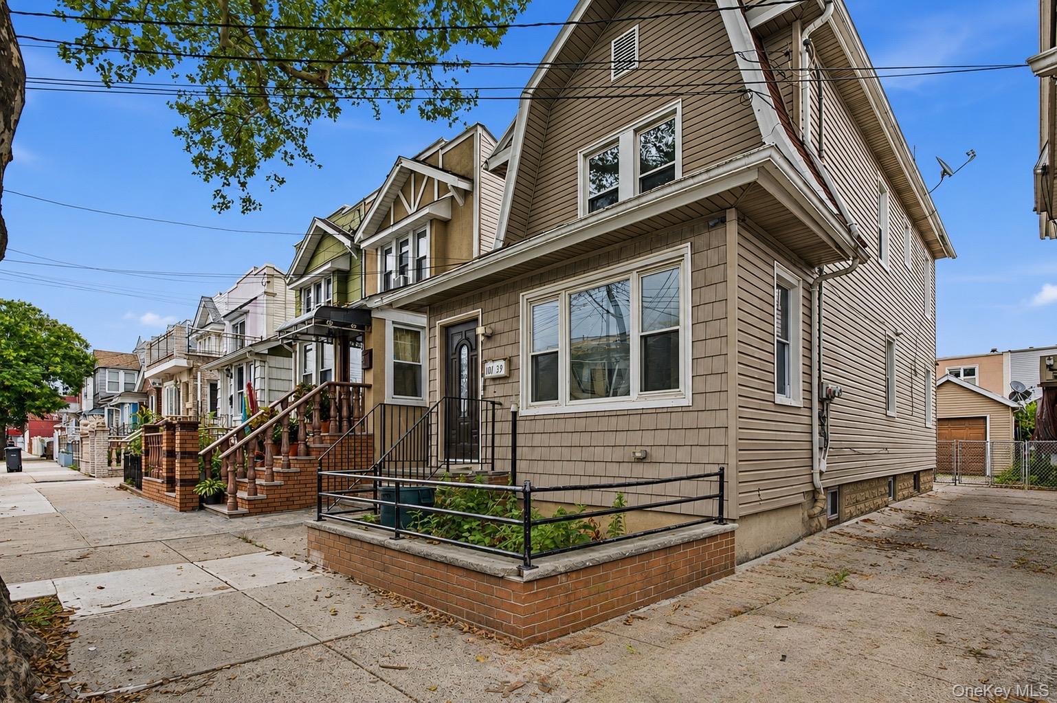 101 39 110th St, Richmond Hill S., NY 11419 photo