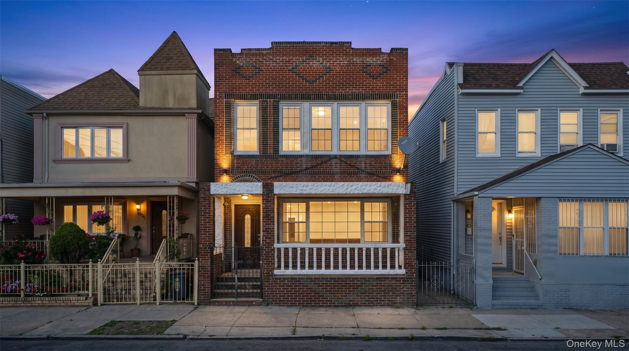 9743 101st St, Ozone Park, NY 11416
