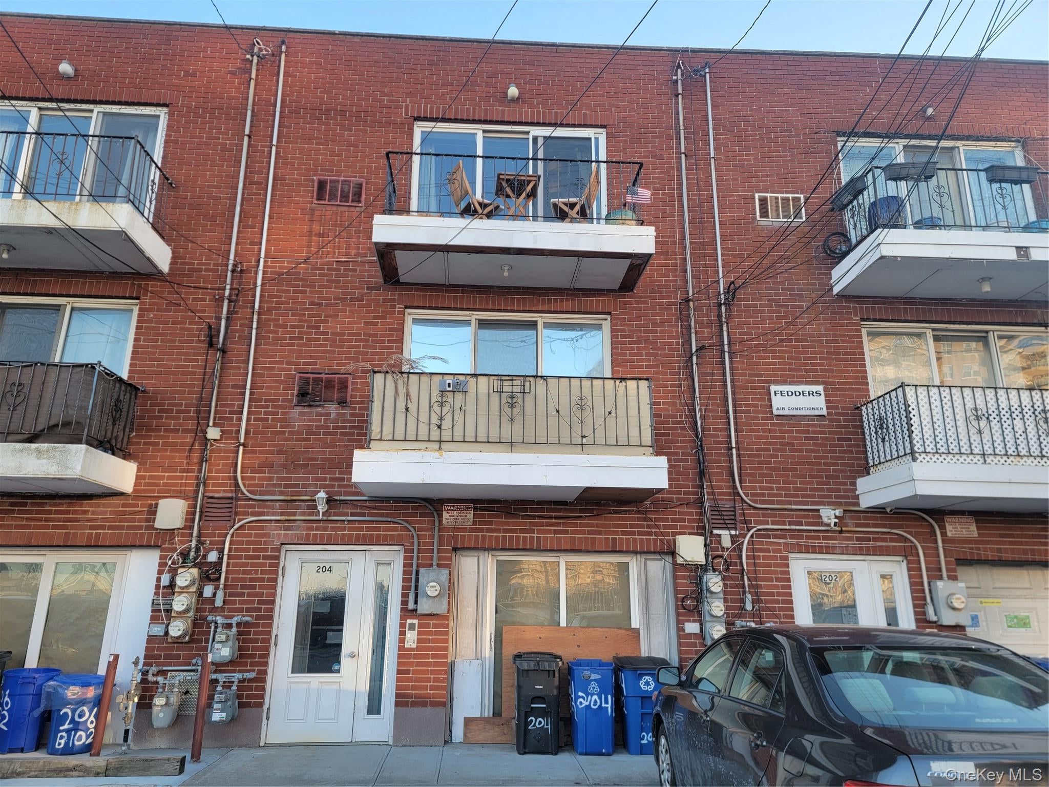 204 Beach 102 St, Rockaway Park, NY 11694