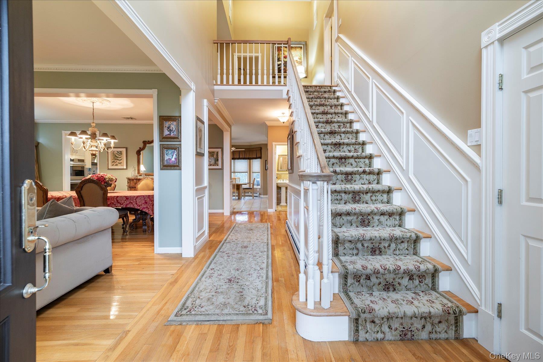 3056 Valentine Pl, Wantagh, NY 11793 photo