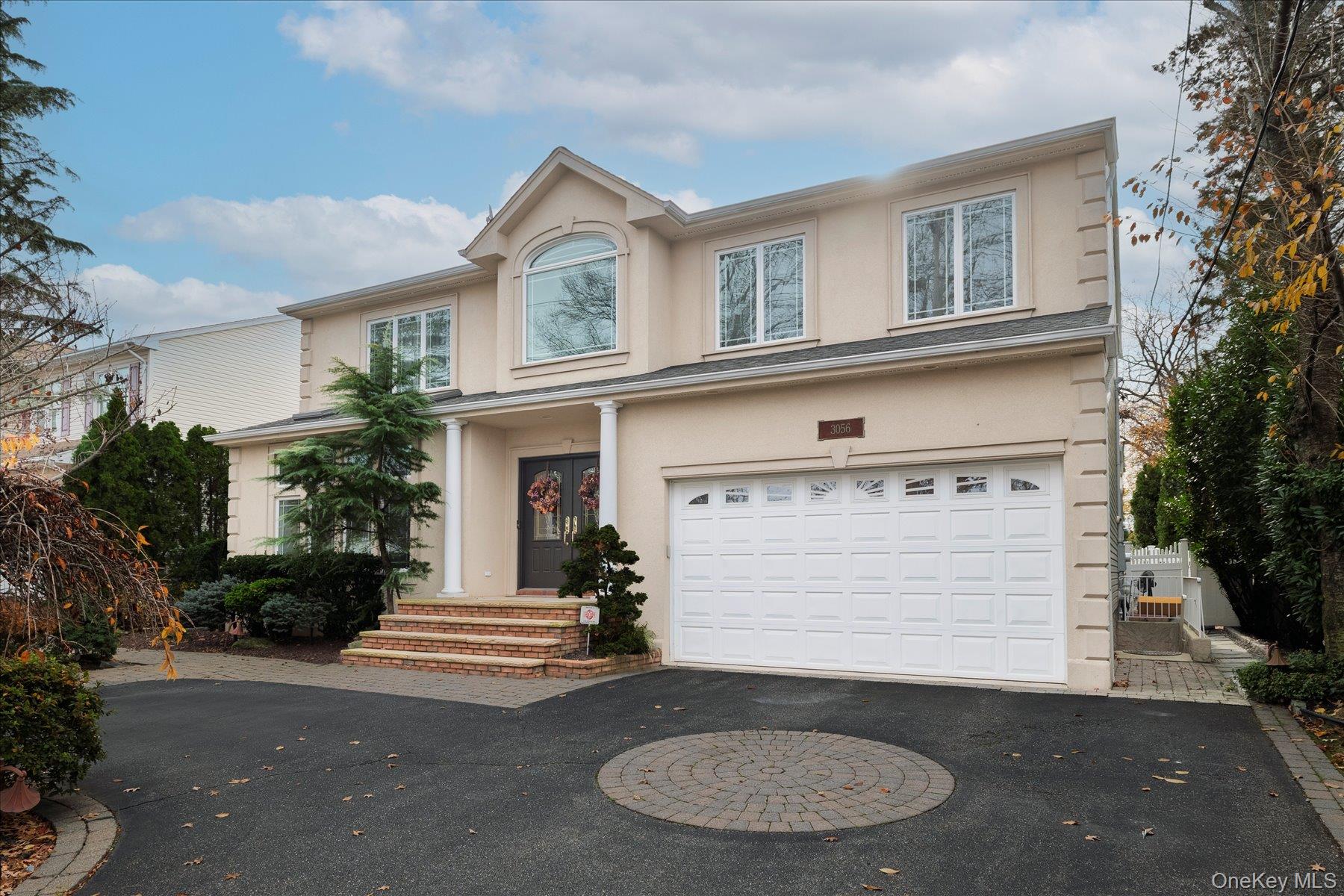 3056 Valentine Pl, Wantagh, NY 11793 photo