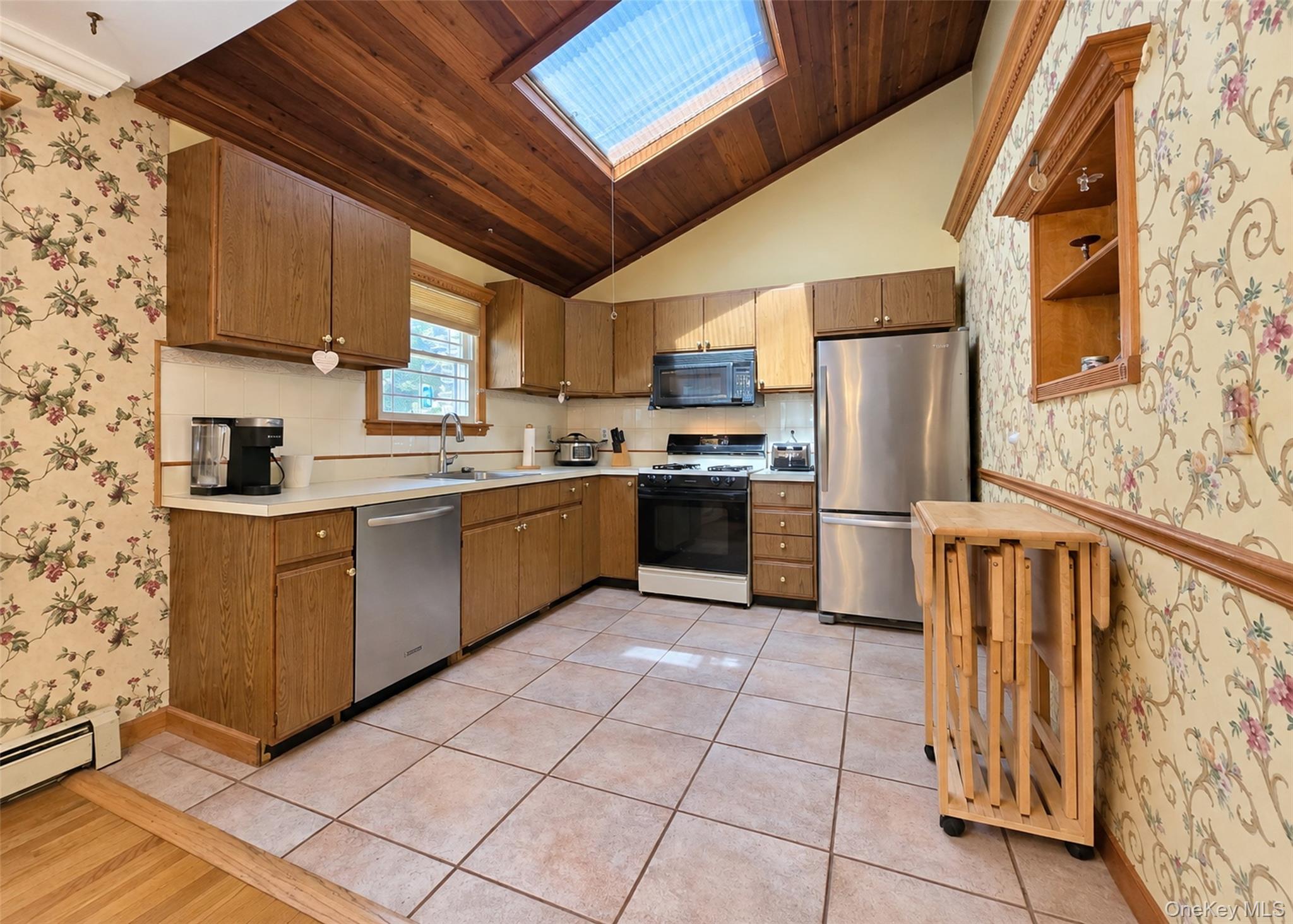 124 Ridge Rd, Ridge, NY 11961 photo