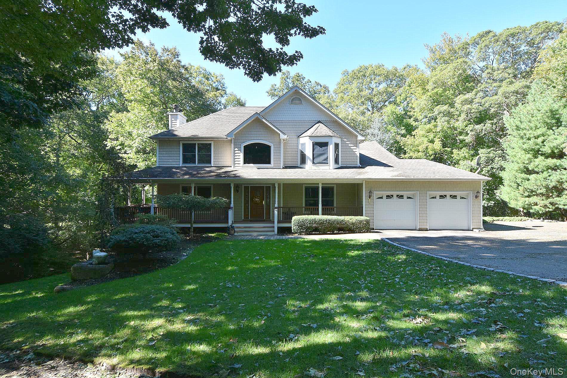 230 Woodland Dr, Wading River, NY 11792
