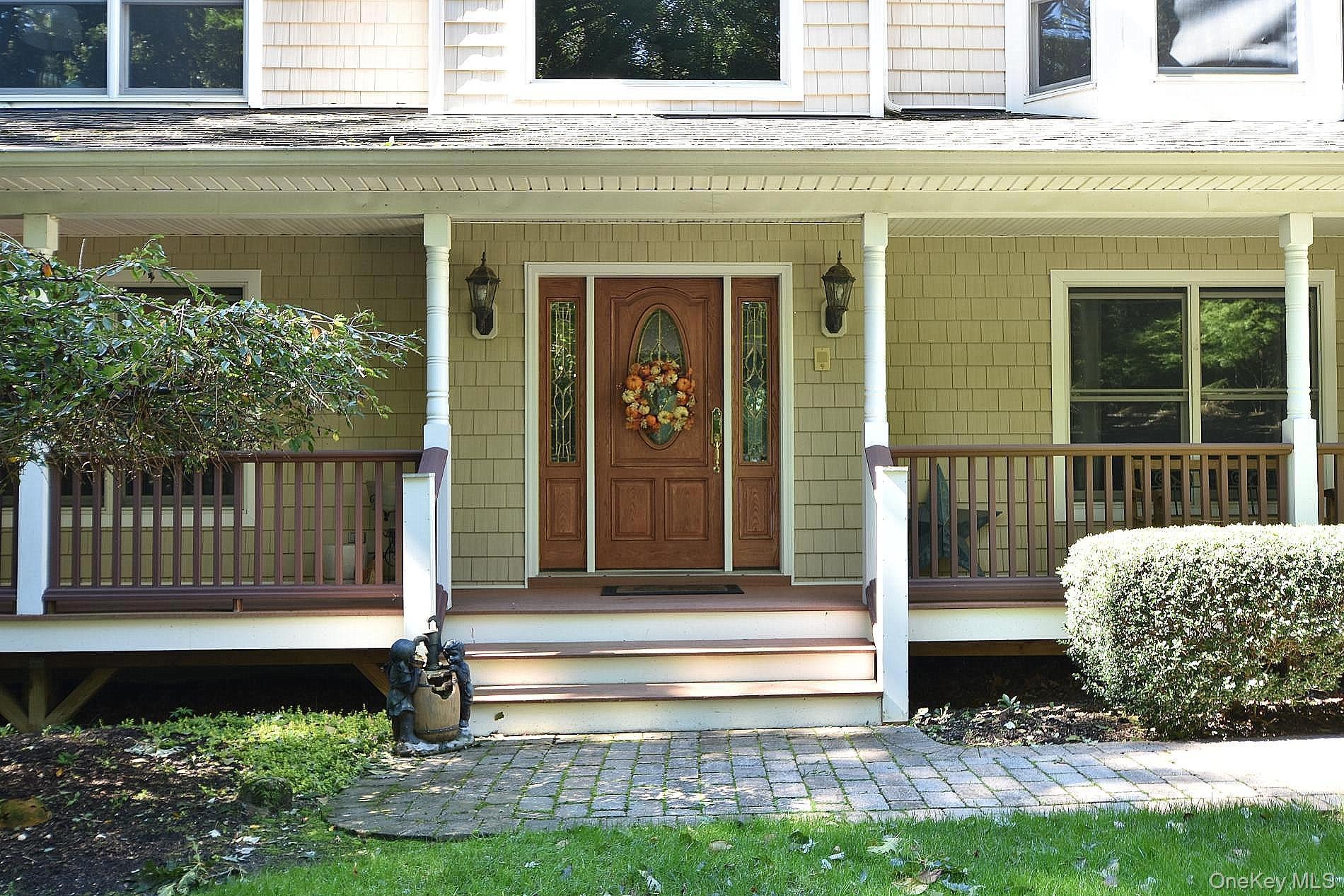 230 W Woodland Dr, Wading River, NY 11792 photo