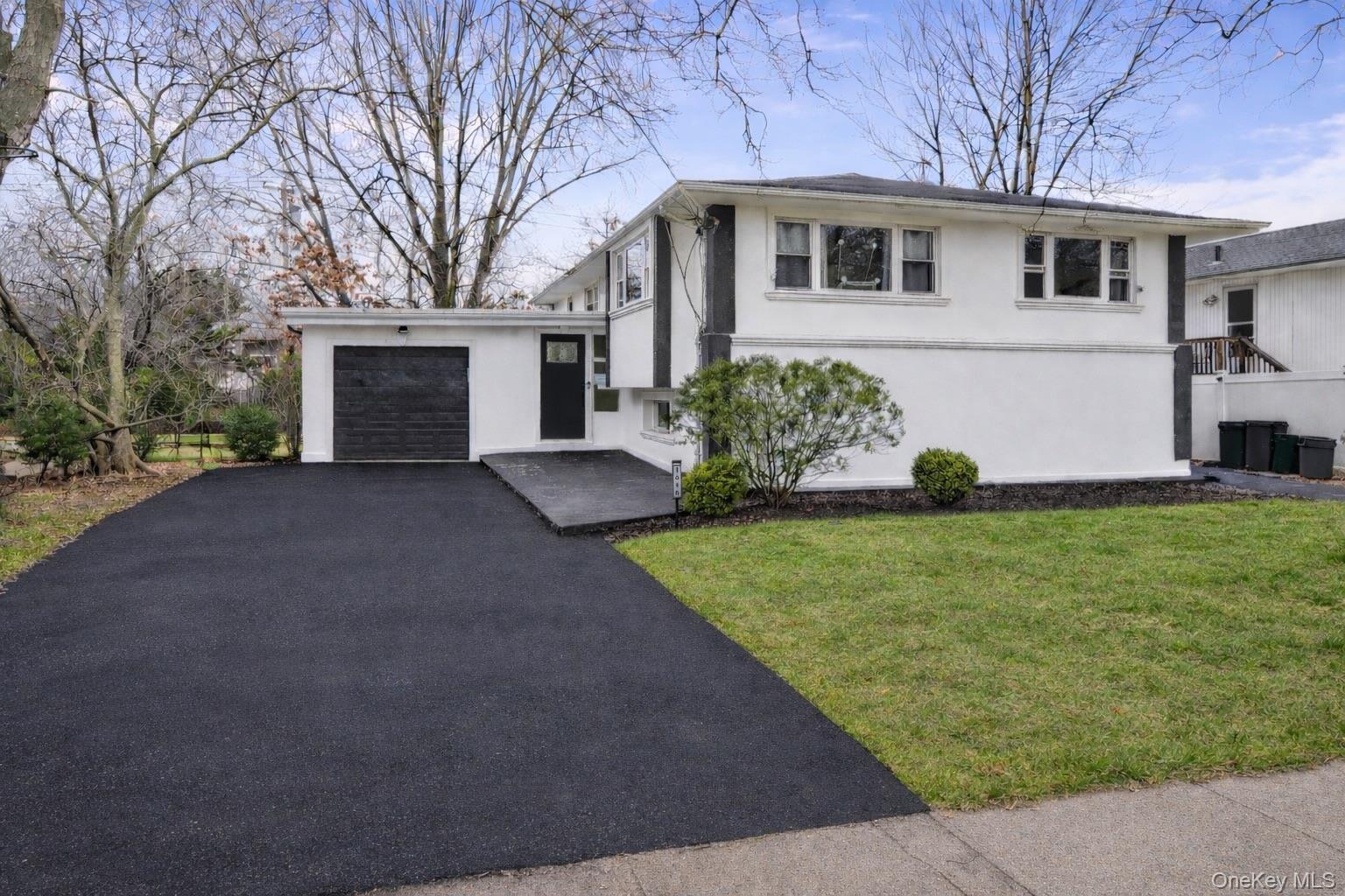 1016 Westwood Rd, Woodmere, NY 11598 photo