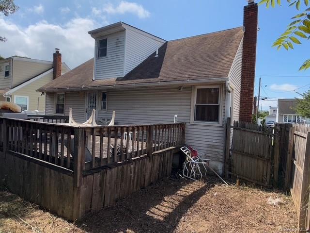 35 Marlow Rd, Valley Stream, NY 11580 photo