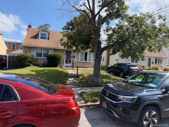35 Marlow Rd, Valley Stream, NY 11580 photo