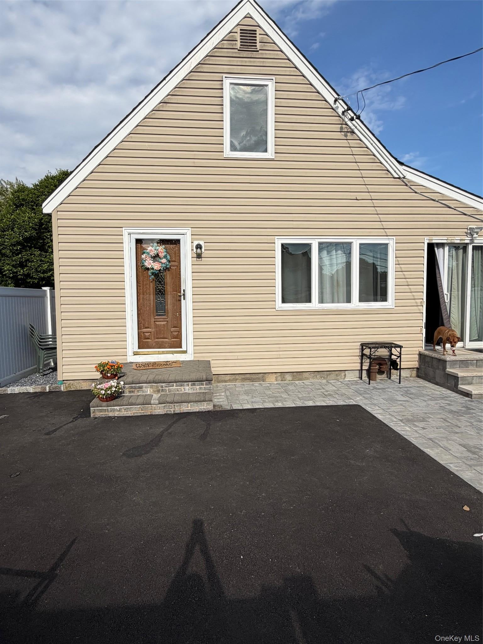 8 Johnson Pl, Baldwin, NY 11510