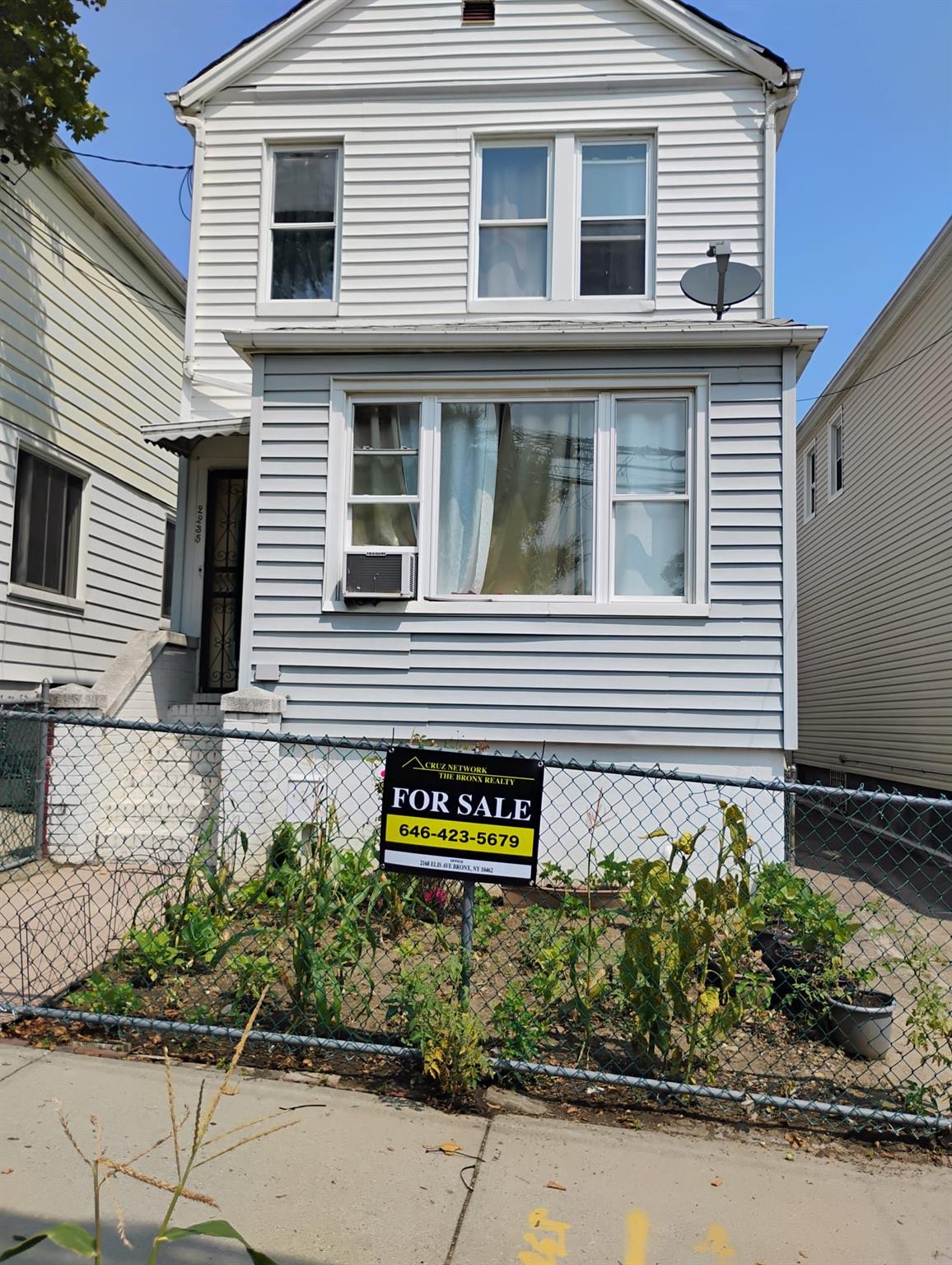 2235 Seward Ave, Bronx, NY 10473
