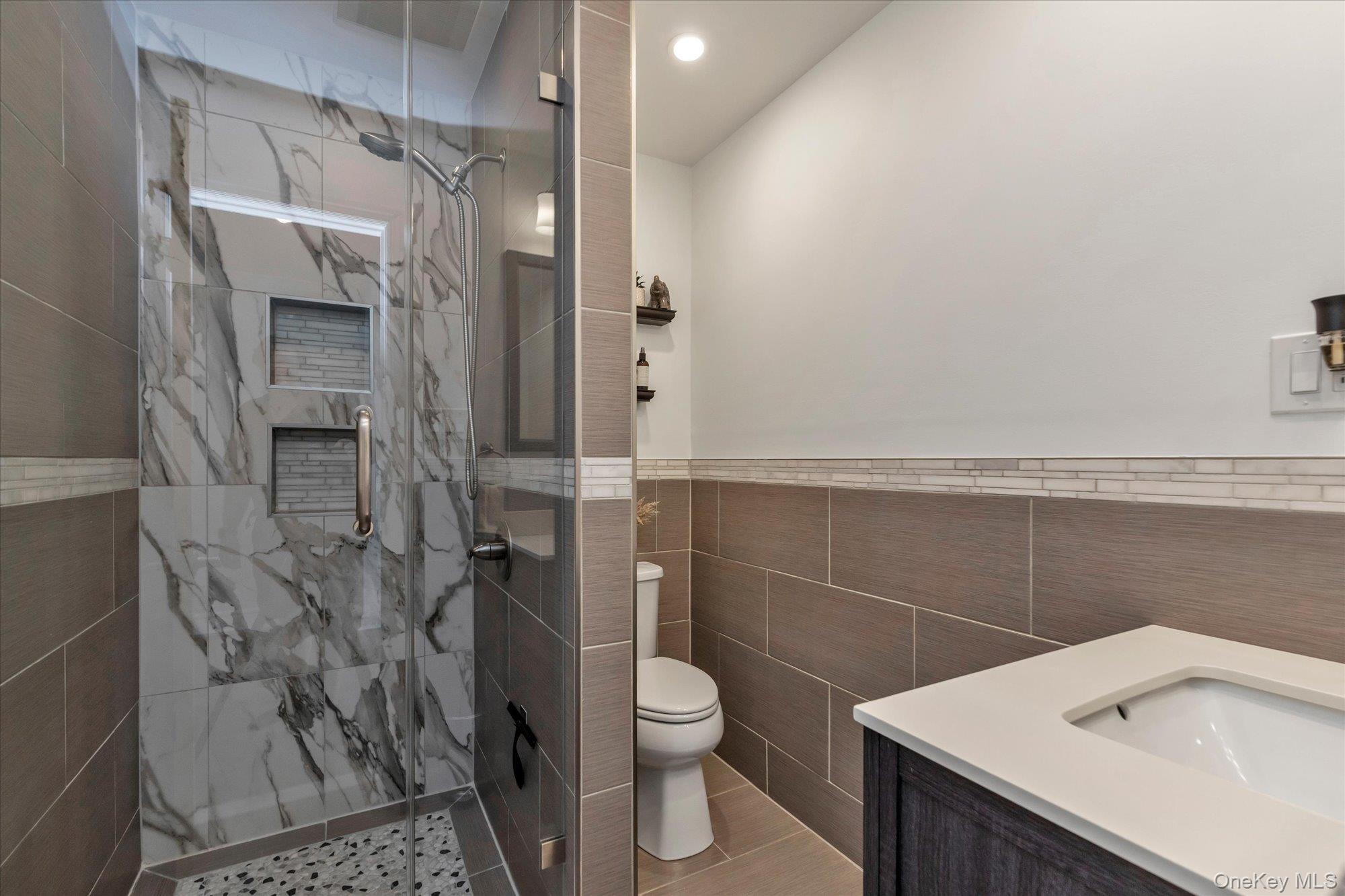 529 Grant Ave, West Hempstead, NY 11552 photo