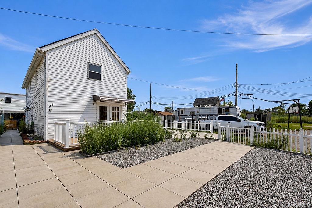 44 Broadway, Hamilton Beach, NY 11414 photo