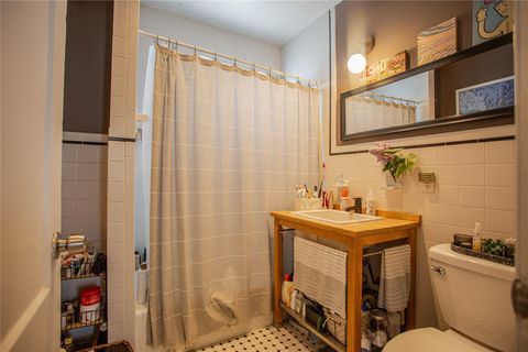 Duplex in Long Beach NY 445 W Walnut Street 14.jpg