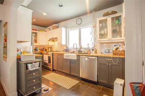 Duplex in Long Beach NY 445 W Walnut Street 9.jpg