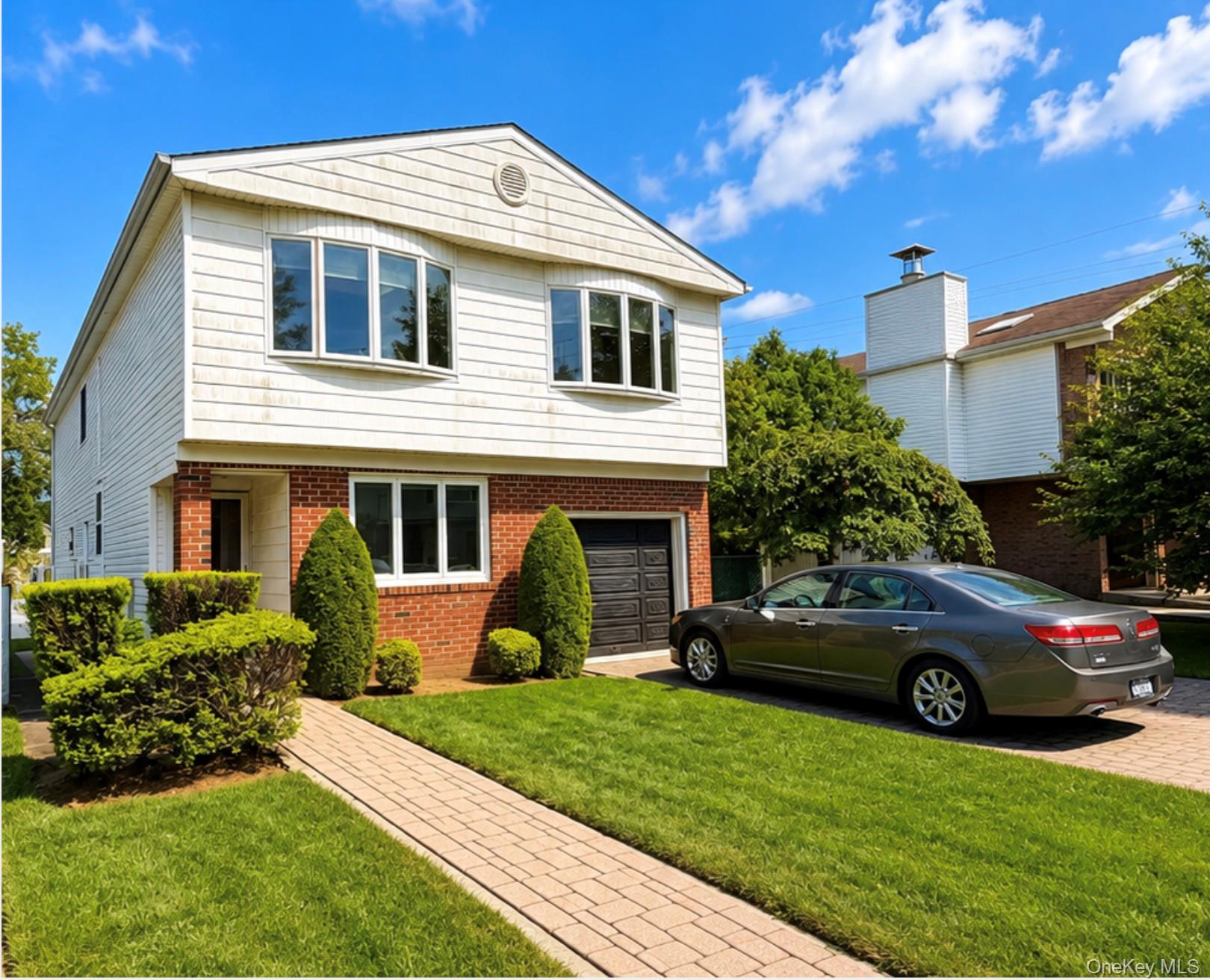 404 Edgegrove Ave, Staten Island, NY 10312