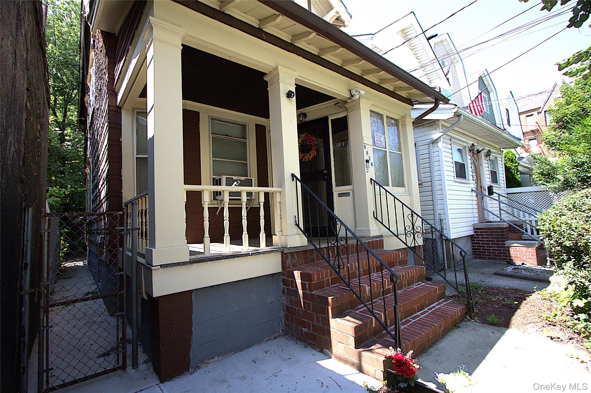 86 36 96th St, Woodhaven, NY 11421 photo