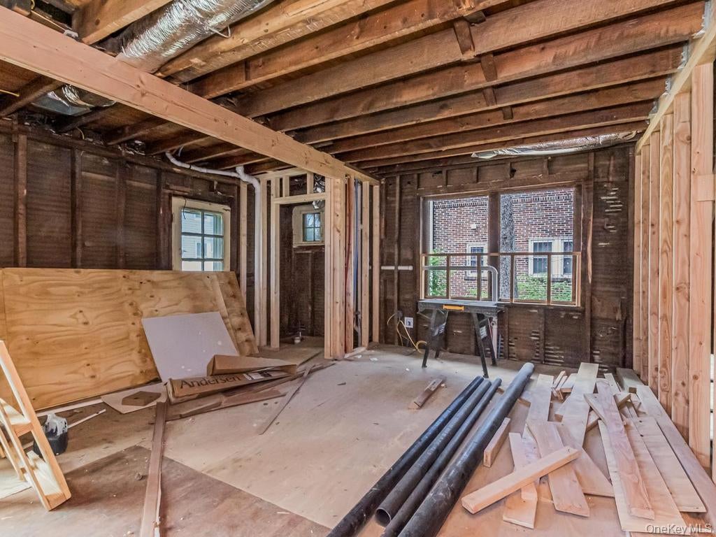 484 E 5th St, Mount Vernon, NY 10553 photo