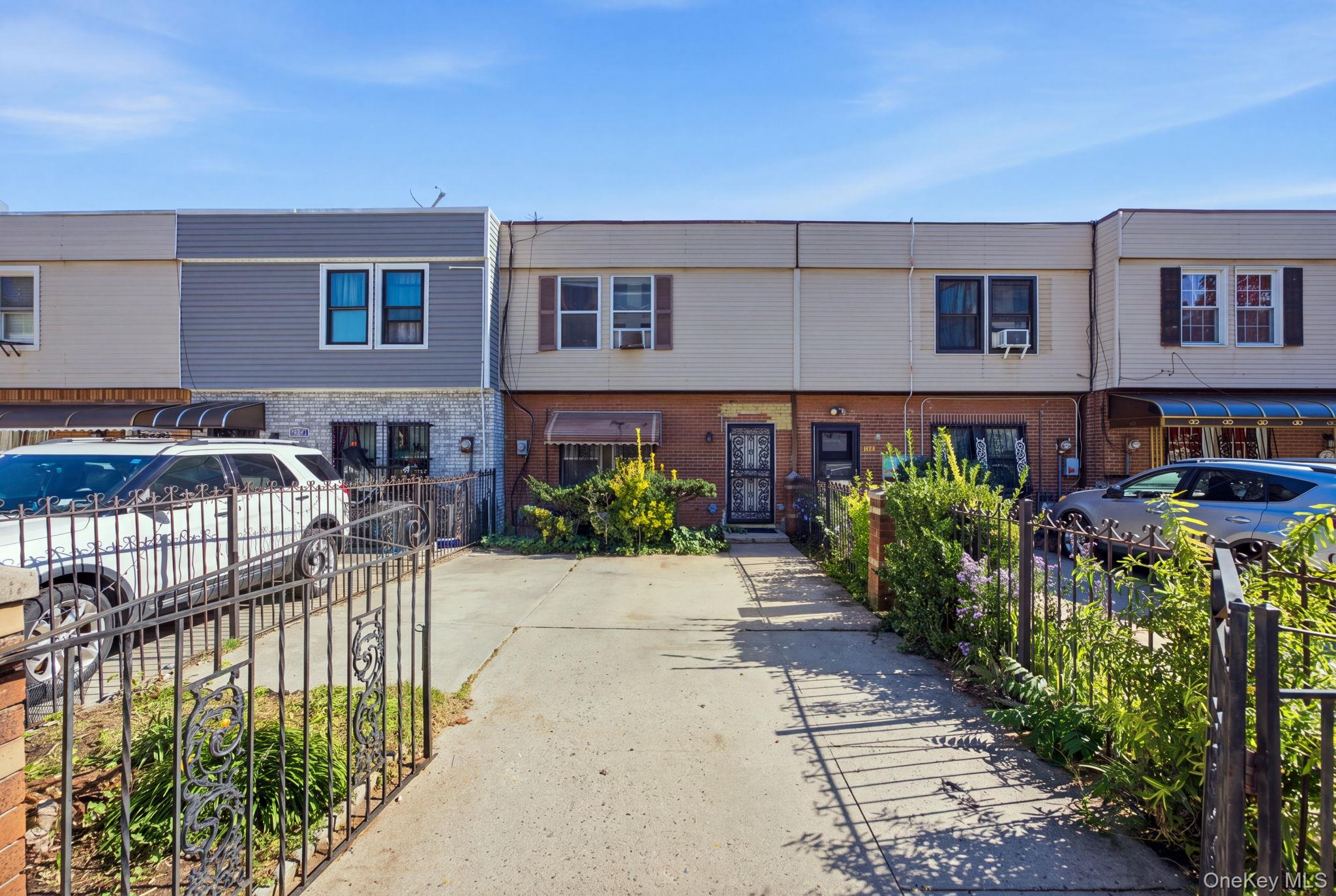 489 Thomas South Boyland St, Brooklyn, NY 11212