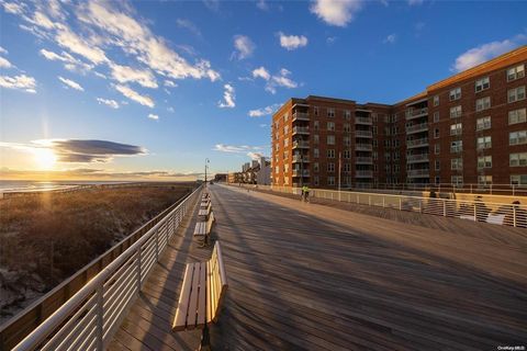 Stock Cooperative in Long Beach NY 560 W Broadway #4G.jpg