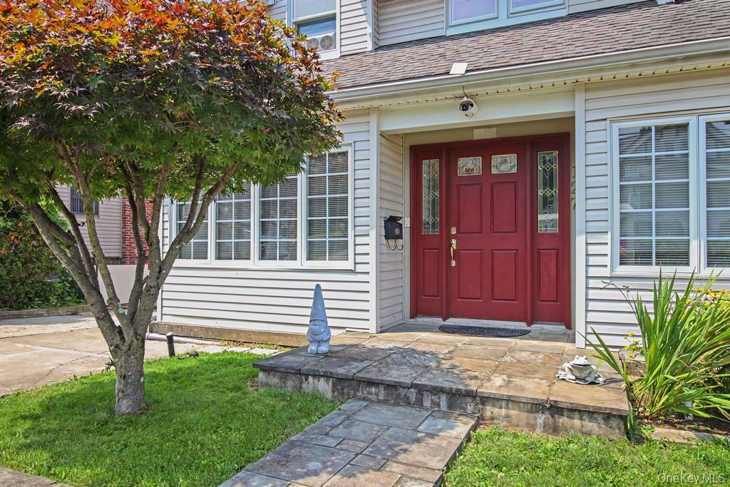127 Wickes Ave, Yonkers, NY 10701 photo