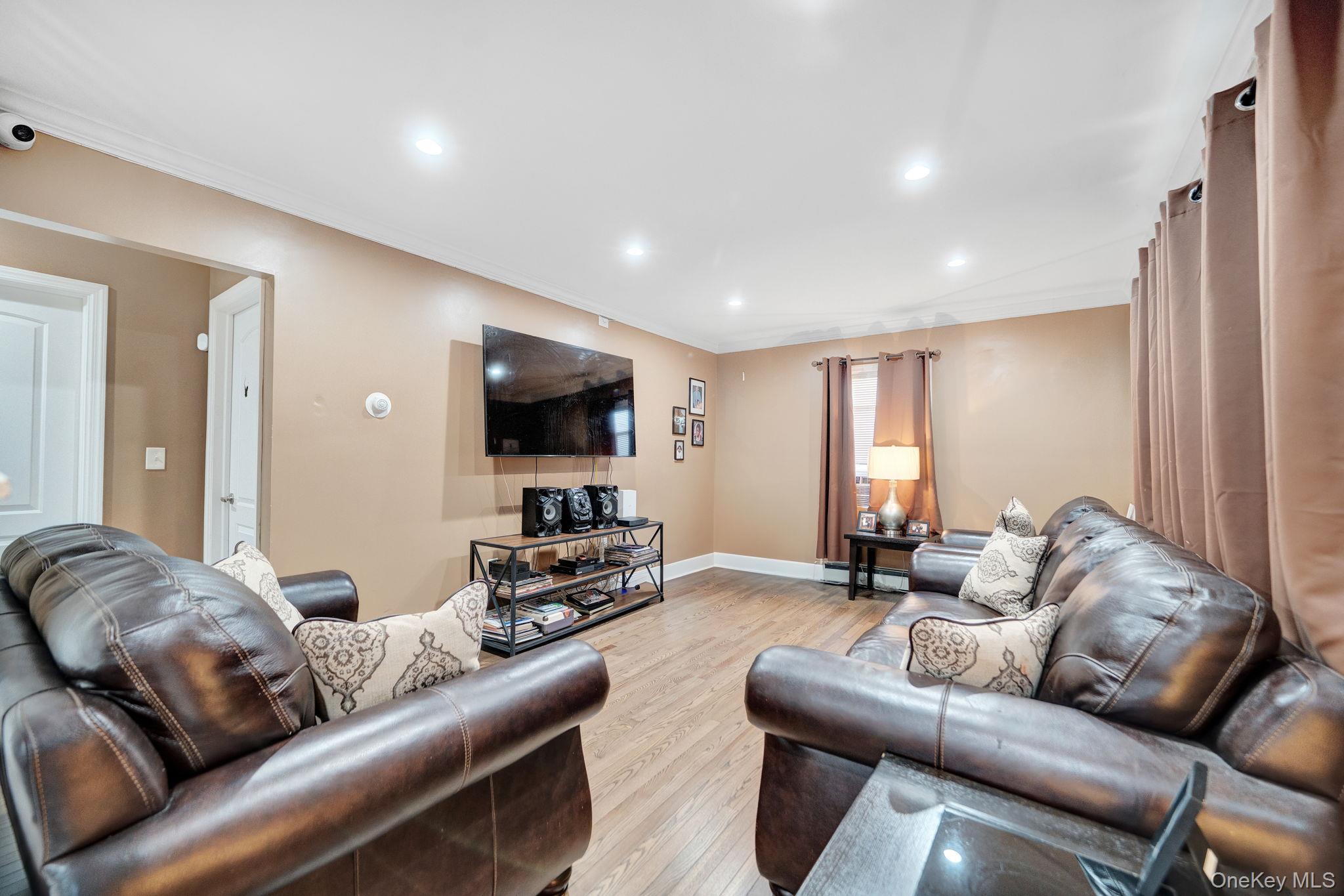 258 Fairview Blvd, Hempstead, NY 11550 photo