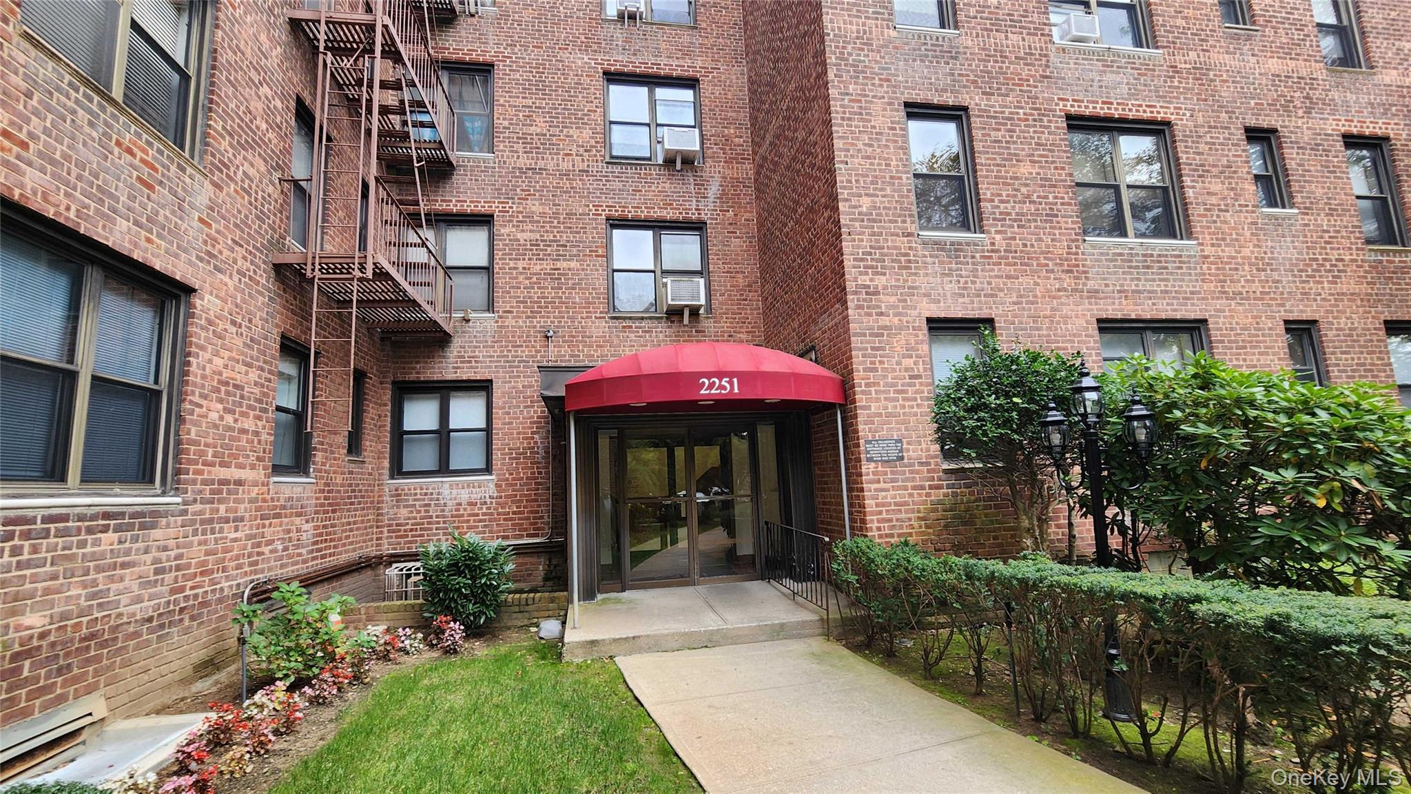 2251 Plumb 1 St, Brooklyn, NY 11229