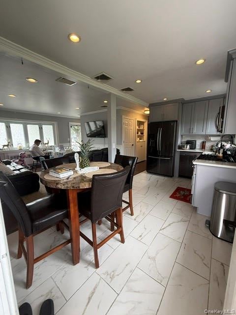 94 Indian Head Rd, Kings Park, NY 11754 photo