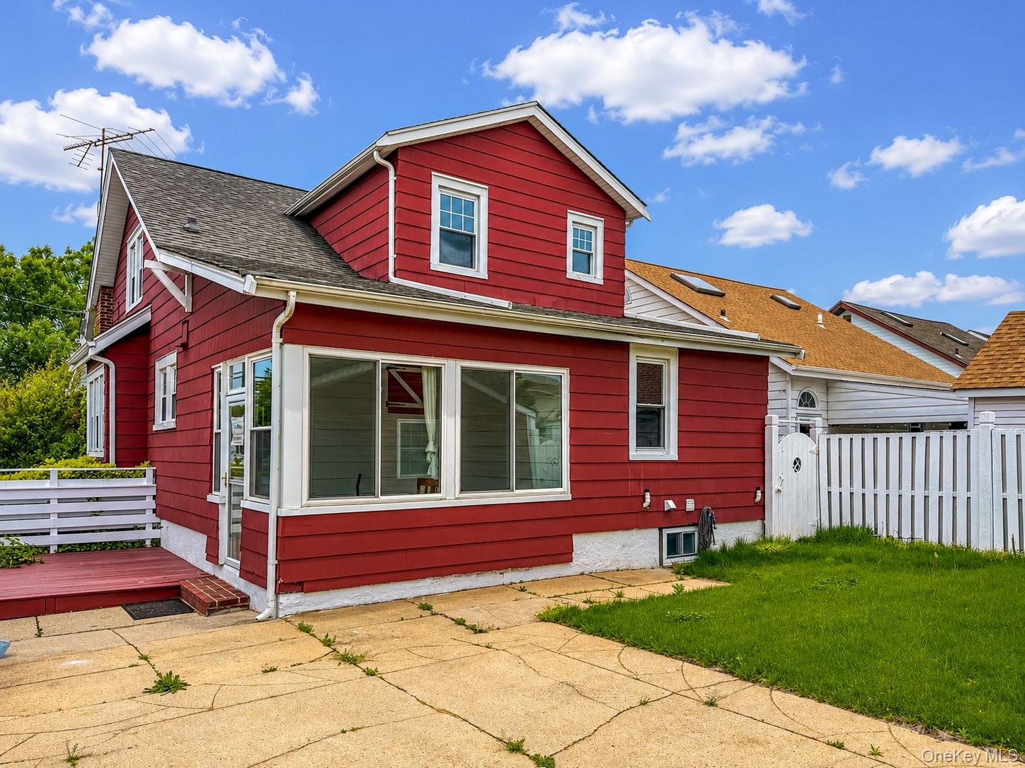 163 Shaw Ave, Valley Stream, NY 11580 photo
