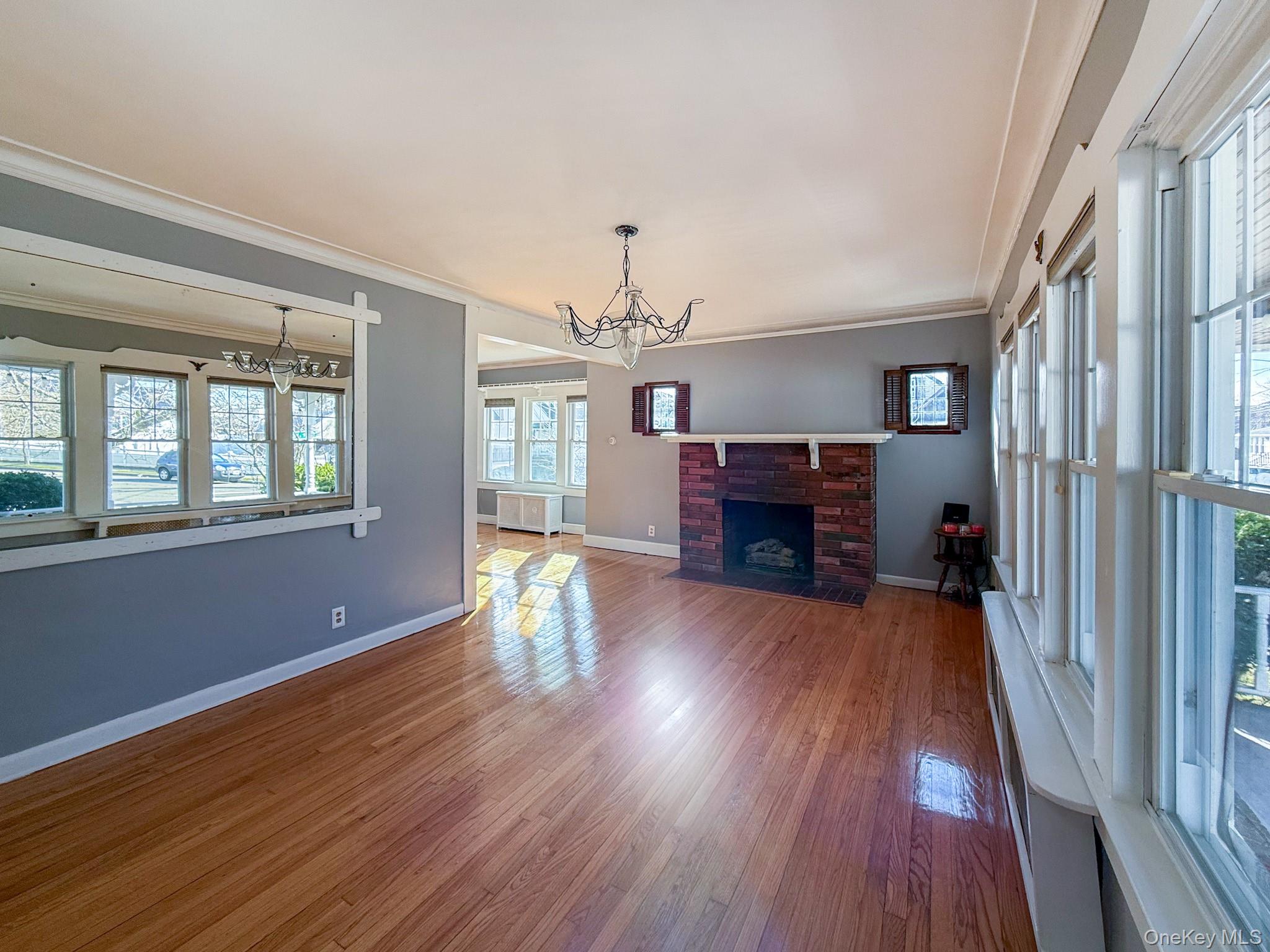 163 Shaw Ave, Valley Stream, NY 11580 photo