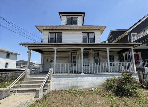 Duplex in Arverne NY 450 Beach 69th Street.jpg
