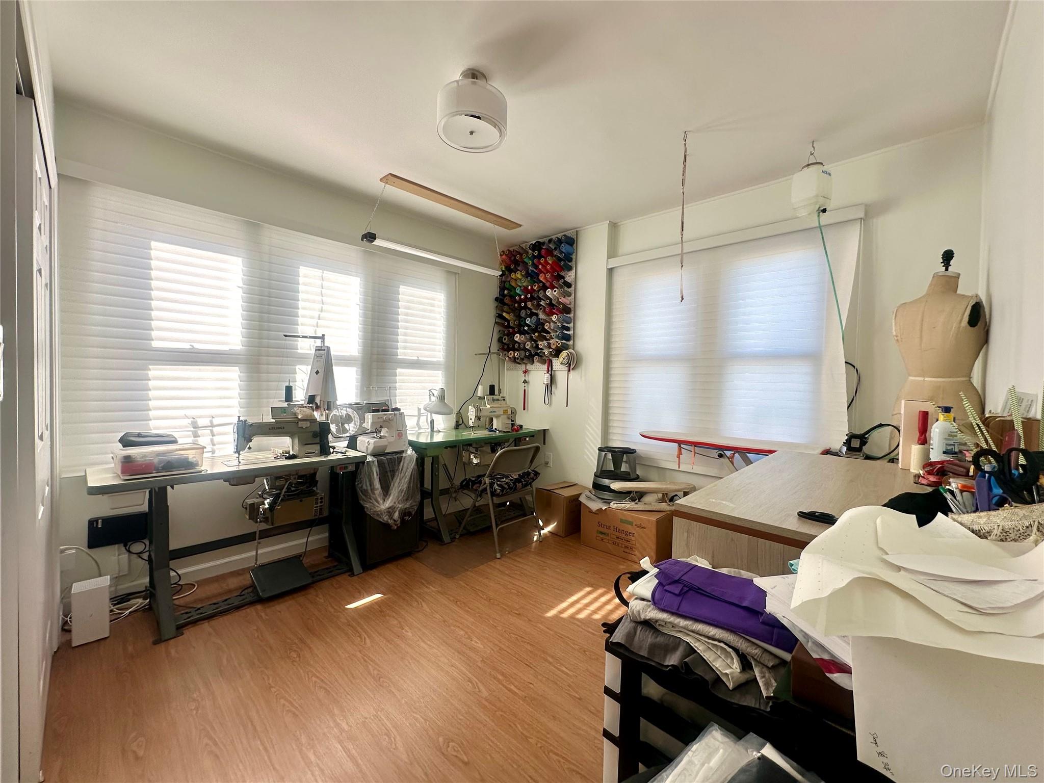 20416 42nd Ave, Bayside, NY 11361 photo