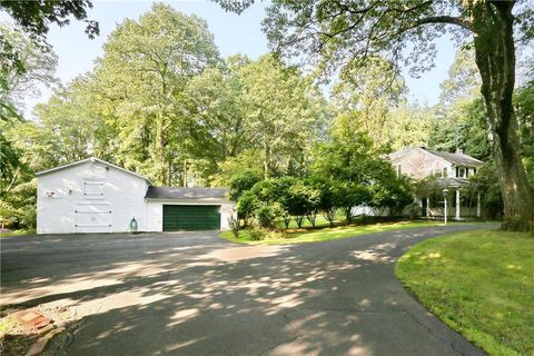 Single Family Residence in Airmont NY 93 Hillside Avenue.jpg