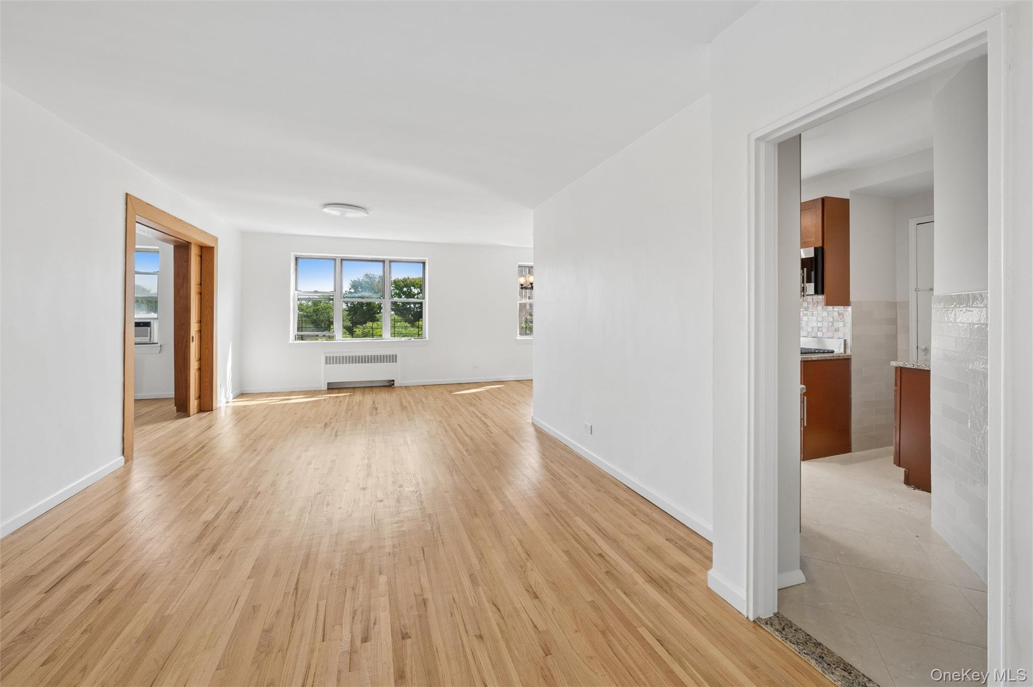 640 W 231st #5 H, Bronx, NY 10463 photo