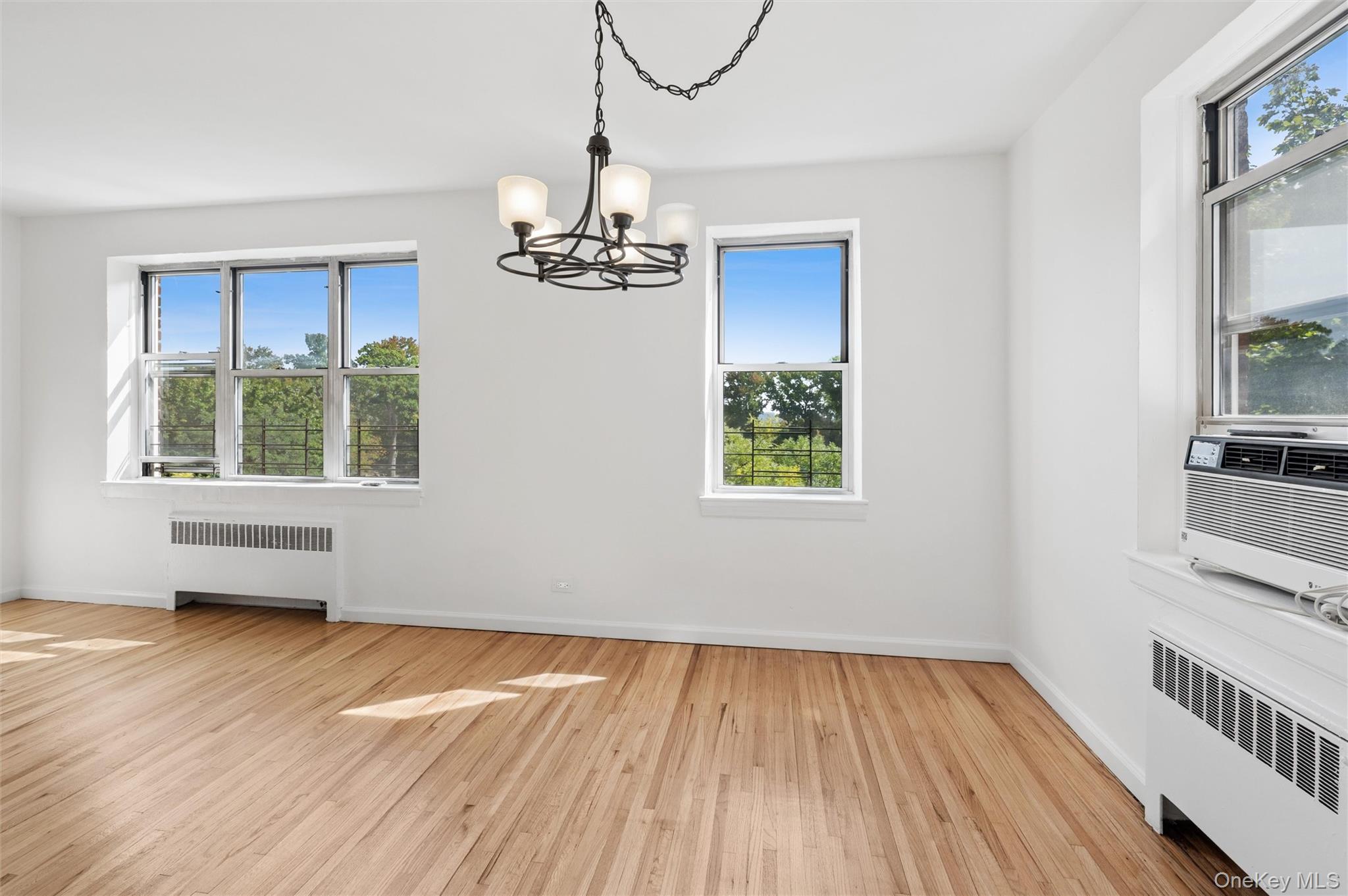 640 W 231st #5 H, Bronx, NY 10463 photo