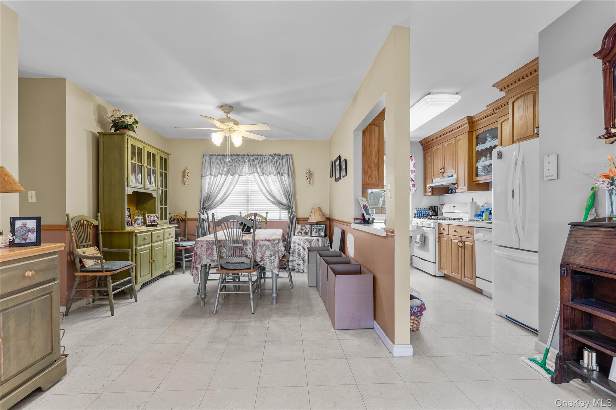 155 32 84th St #3, Howard Beach, NY 11414 photo