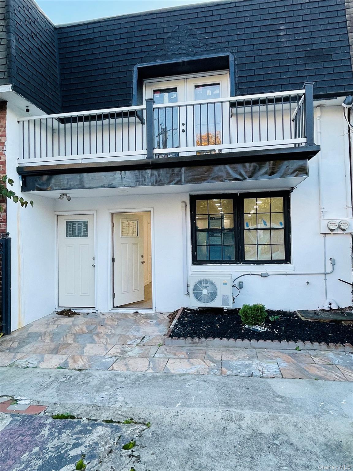 2323 Mott Ave, Far Rockaway, NY 11691