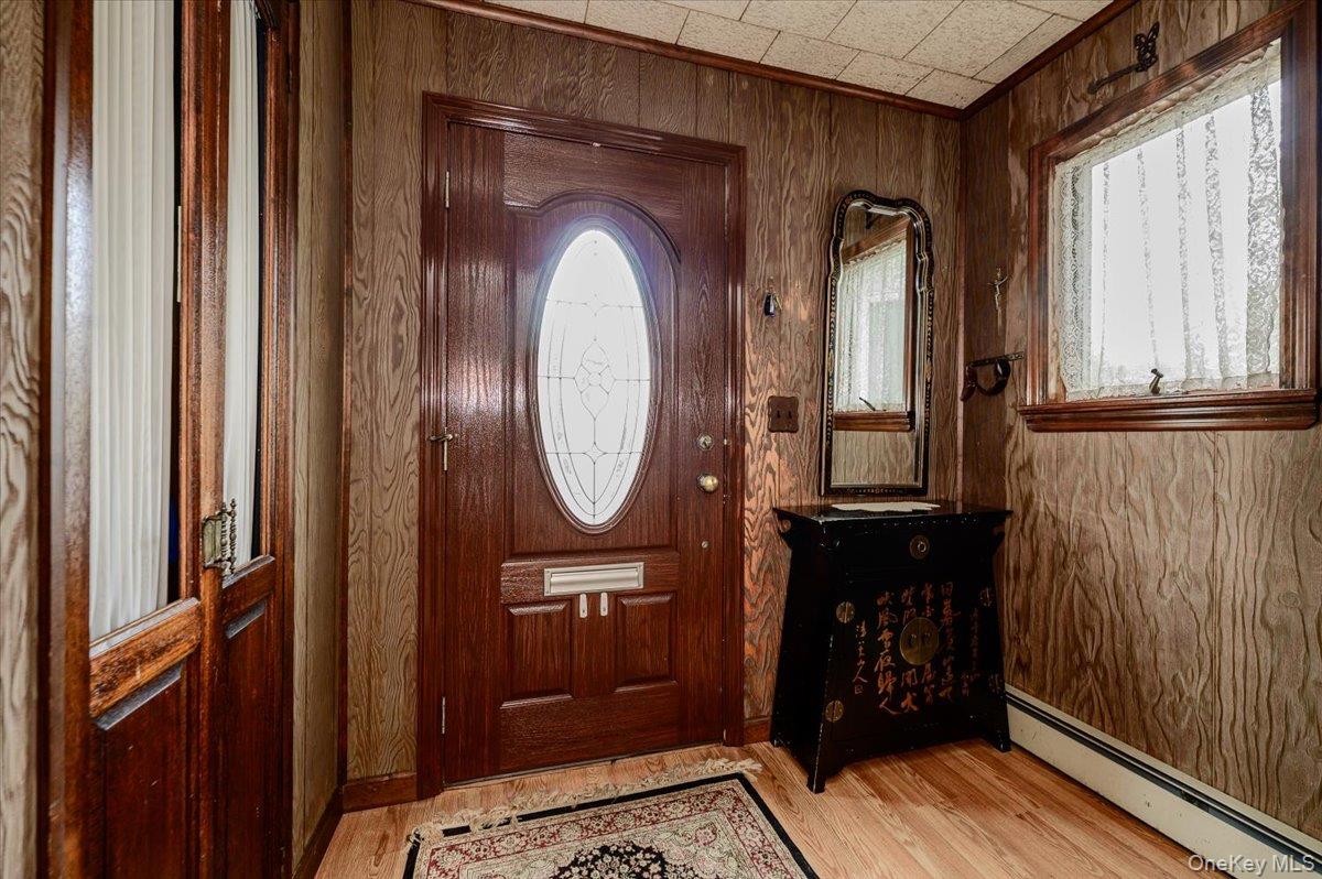 1815 Meadowbrook Rd, Merrick, NY 11566 photo