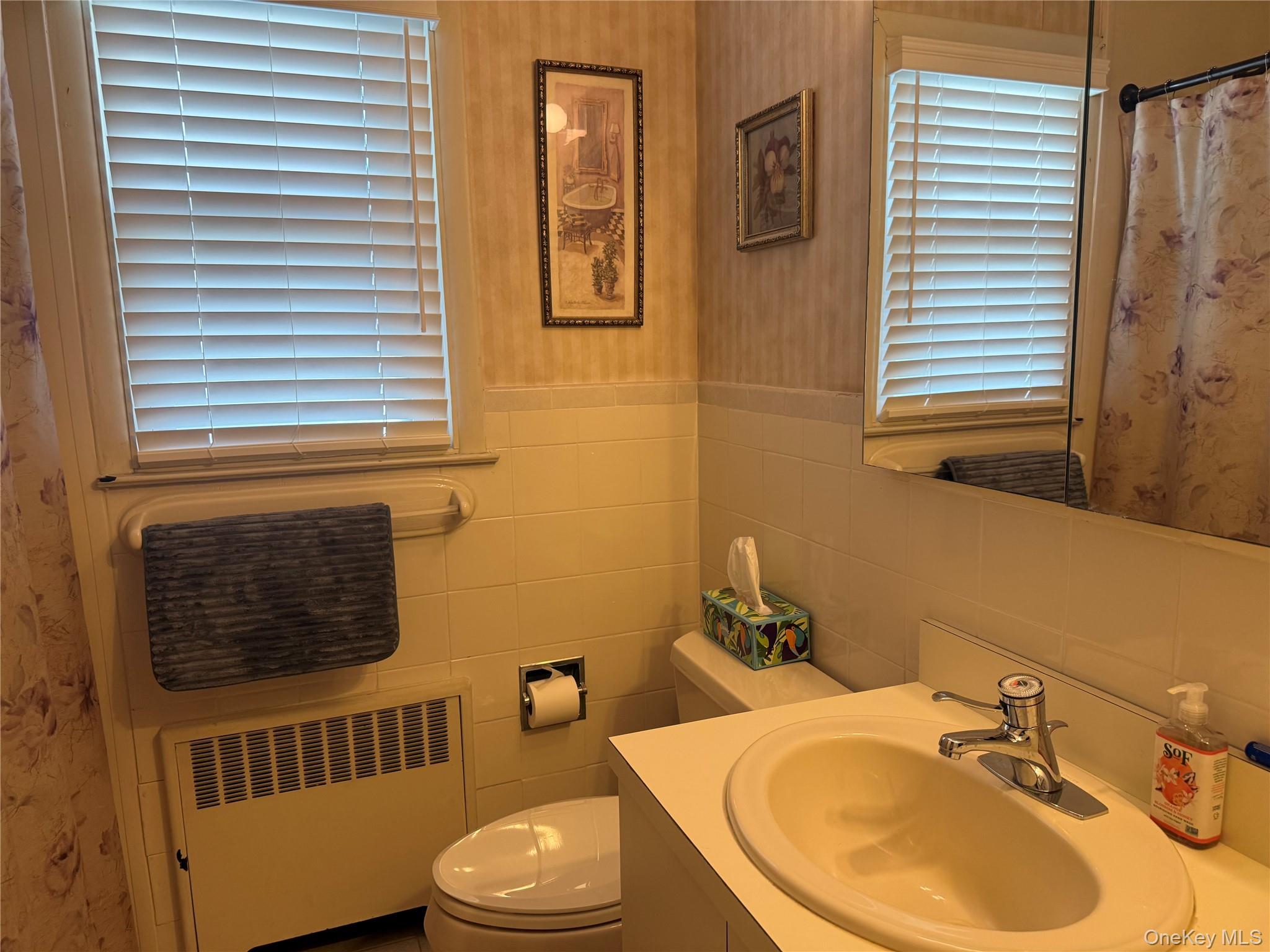 939 Steele Blvd, Baldwin, NY 11510 photo