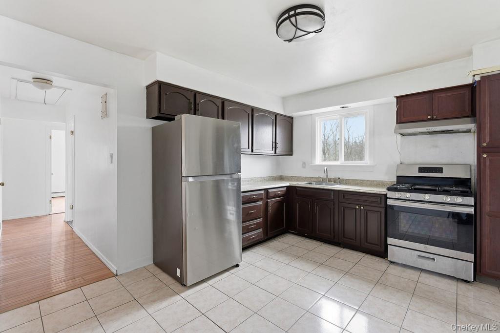 78 2 151st Ave, Howard Beach, NY 11414 photo
