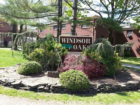Stock Cooperative in Bayside NY 73-10 Springfield Blvd #B.jpg