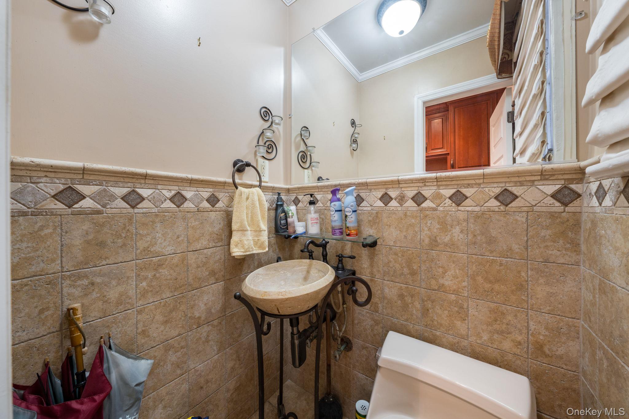 130 35 229th St, Laurelton, NY 11413 photo