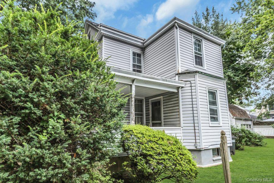 101 Emerson Ave, Floral Park, NY 11001 photo