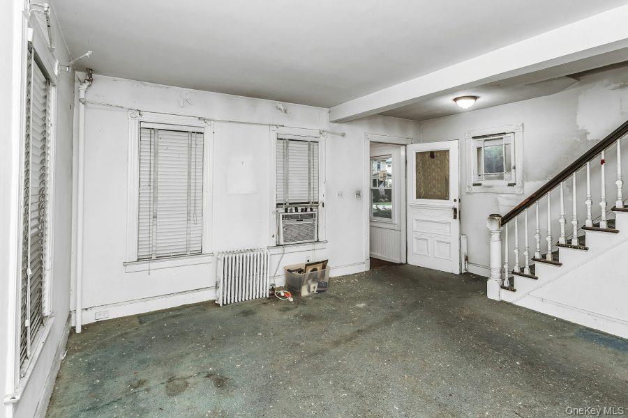 101 Emerson Ave, Floral Park, NY 11001 photo