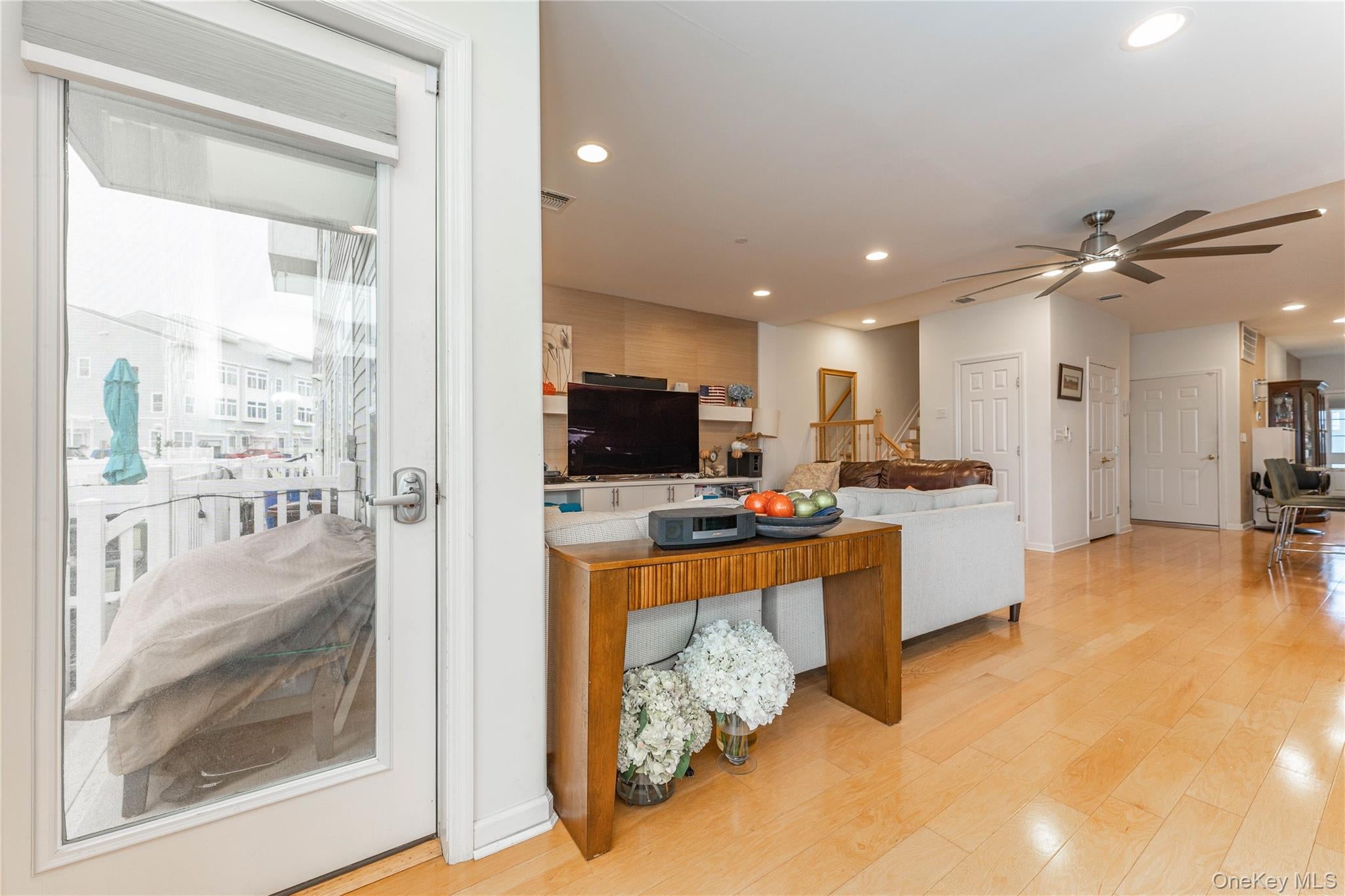 140 Compass Pl, Arverne, NY 11692 photo